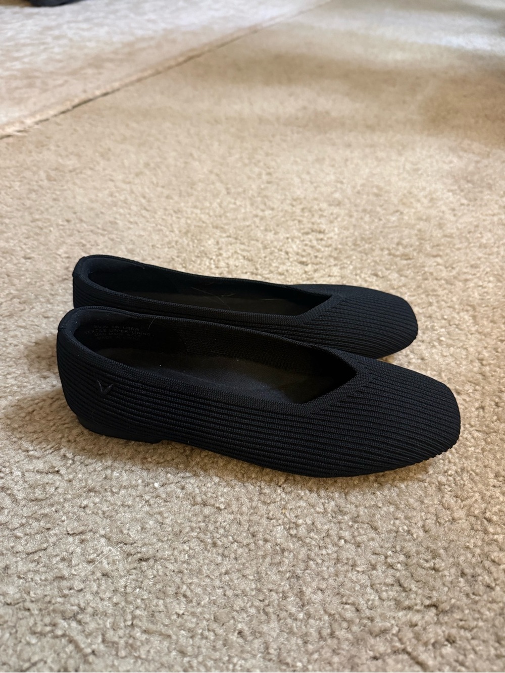 VIVAIA Margot Square Toe V-Cut Ballet Flats Black EU Sz 36.5/ US Sz 6 NWOT